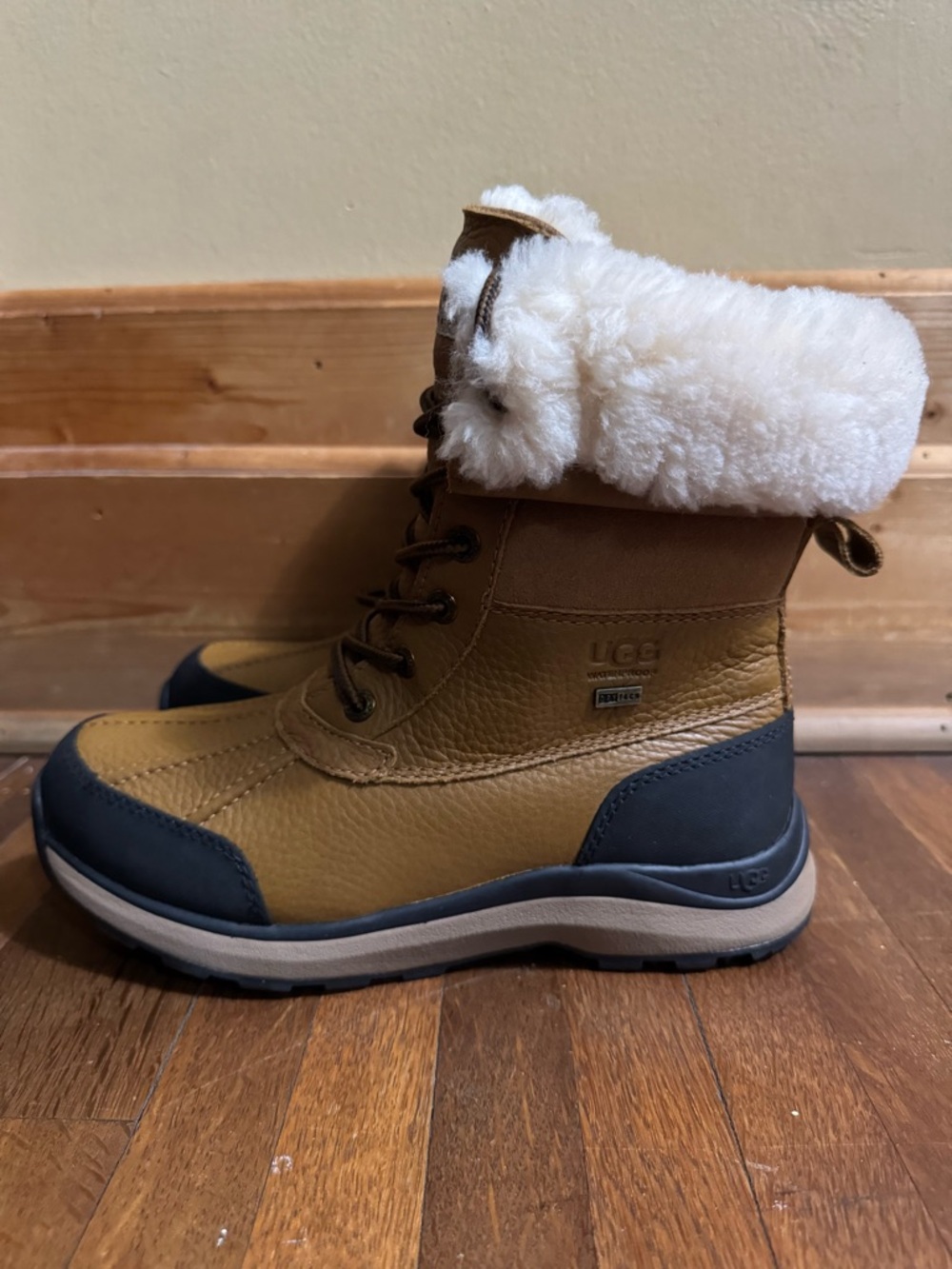 UGG waterproof women’s tan boots size 7